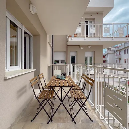 Apartman 300mt Dalla Spiaggia, Wi-fi, Aria Condizionata E Parcheggio *