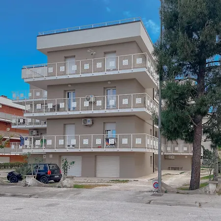 300mt Dalla Spiaggia, Wi-fi, Aria Condizionata E Parcheggio Apartman Porto Recanati